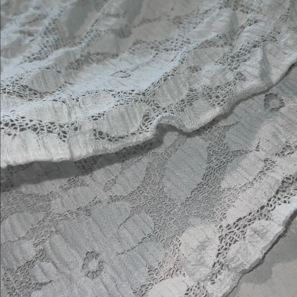 Aerie Lace shorts - Picture 2 of 6